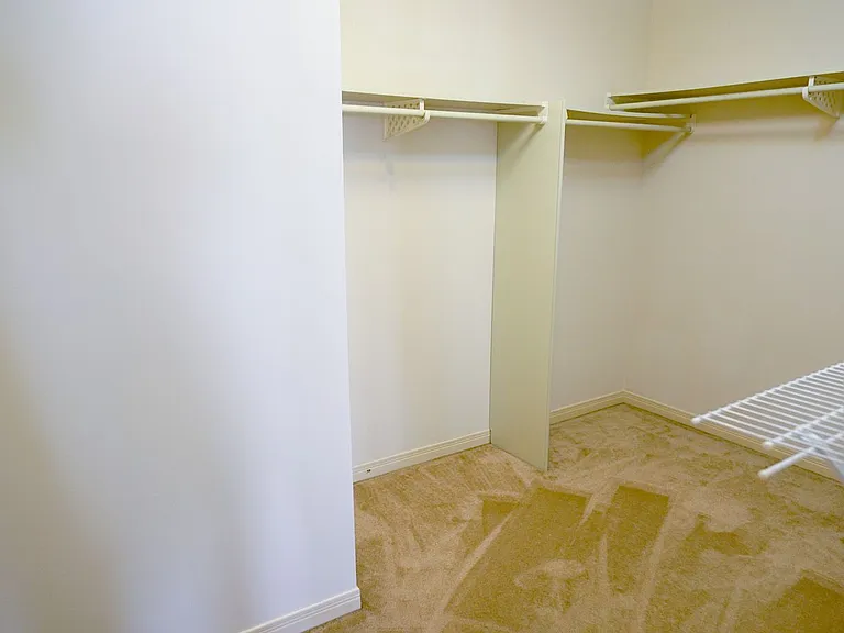 26 Dartmoor Dr #MAIN — Photo 13