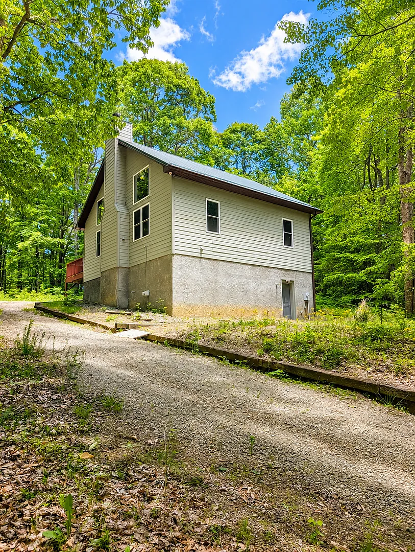 Secluded Mountain Home! — Photo 2
