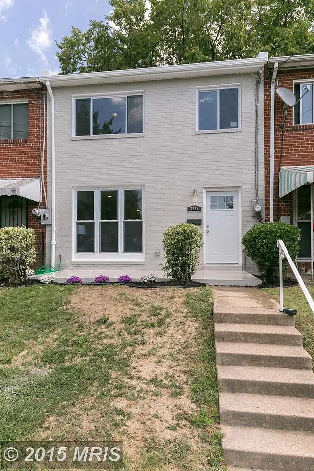 2227 14th St NE photo 1