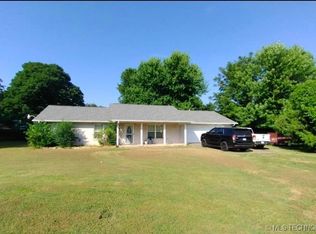 1799 W Main St, Westville, OK 74965
