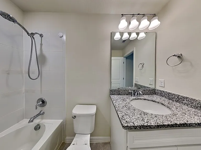 5634 Wooden Pine Dr — Photo 7