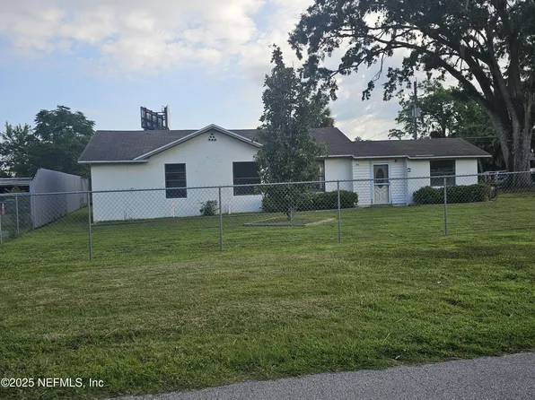 1826 W BURKHOLDER Circle, Jacksonville, FL 32216
