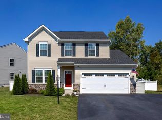 101 Tallowood Dr, Pottstown, PA 19464