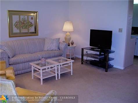 2nd image of 3089 Newport S #3089