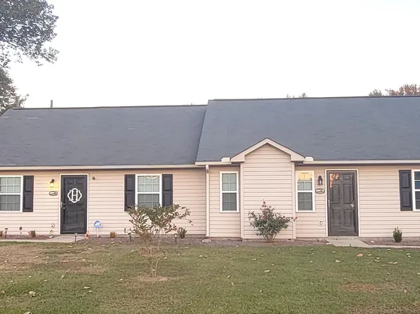 4097 NE College Street, Ayden, NC 28513