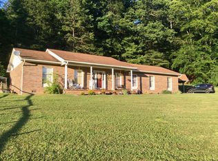 133 Charlie Ln, Clintwood, VA 24228