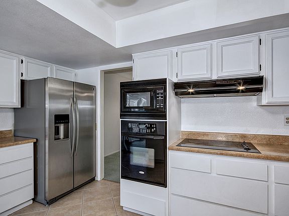 5th image of 17427 N Azure Ct
