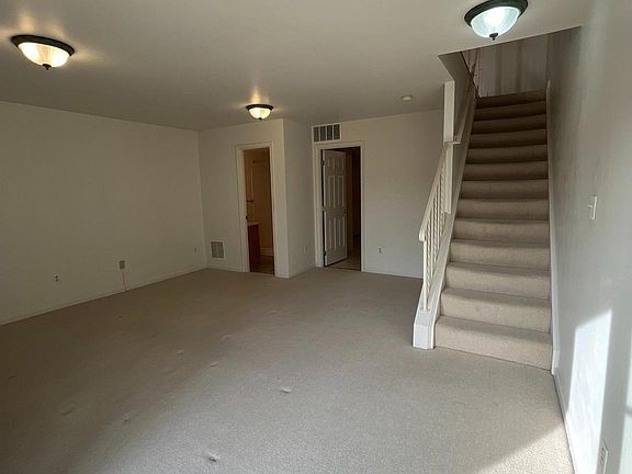 2nd image of 2111 N Tazewell Ct