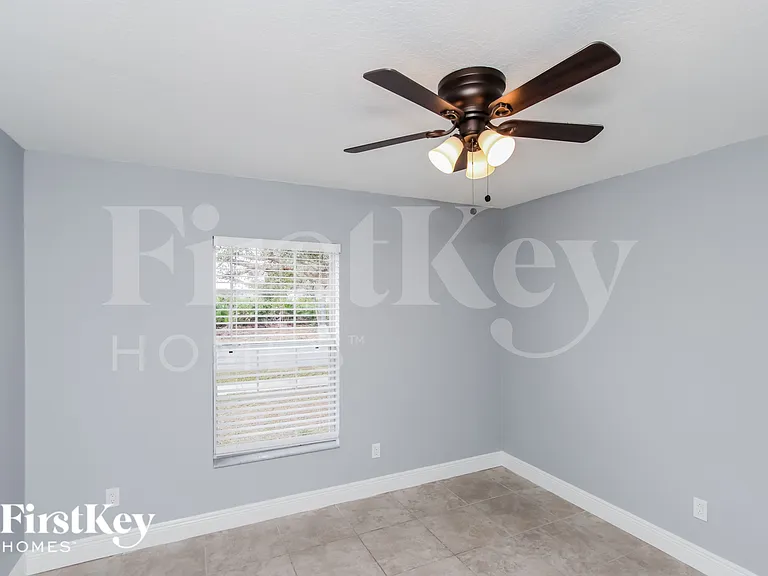 721 Carlyle Ave SE — Photo 15