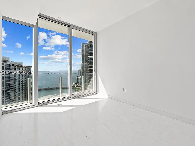 300 Biscayne Boulevard Way #4201E — Photo 16
