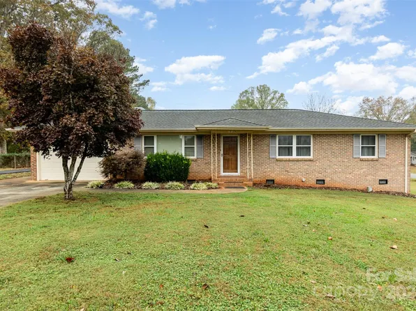 15129 Thompson Rd, Mint Hill, NC 28227