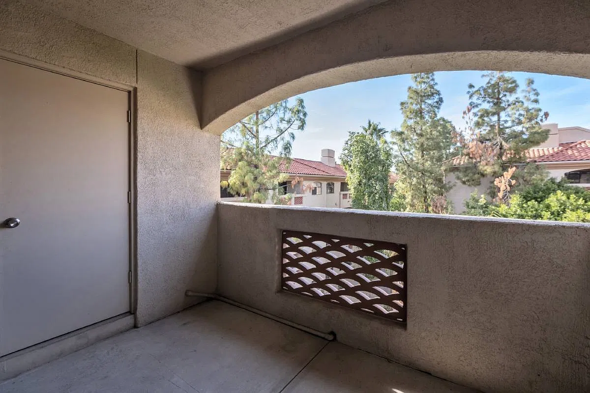 5104 N 32nd St #438 in Phoenix, AZ 85016 — Photo 3