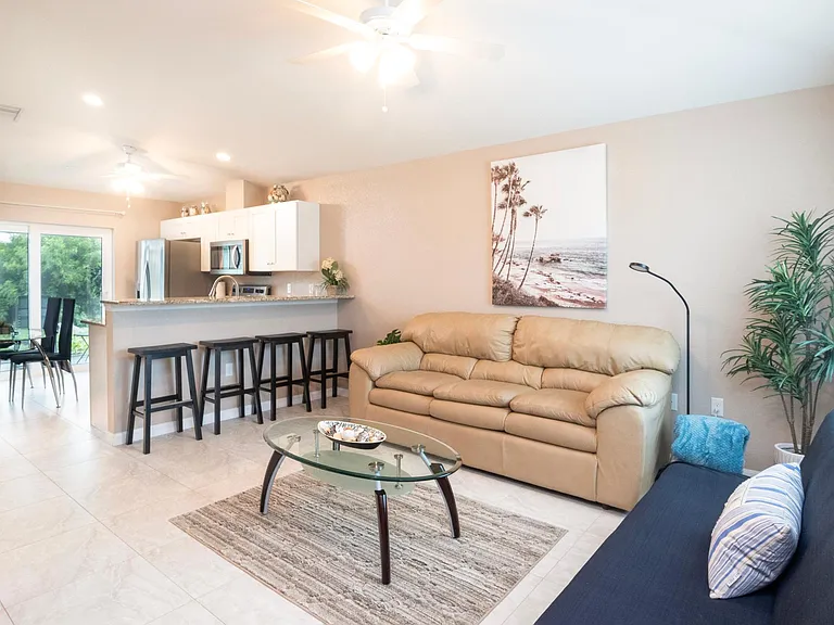10244 Burlington Ave #B — Photo 37