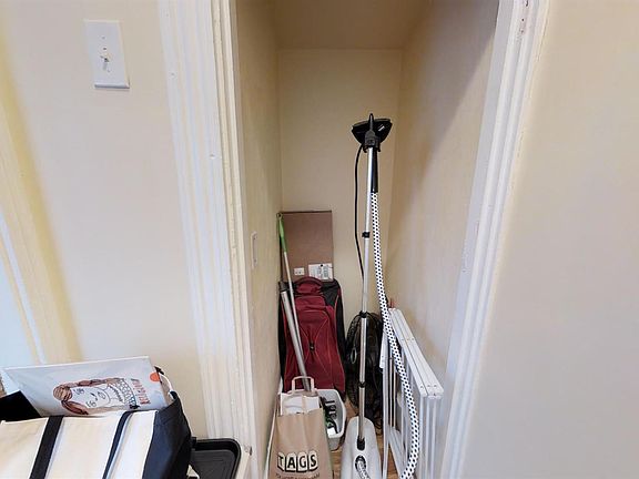 3rd image of 7 Blake St #2