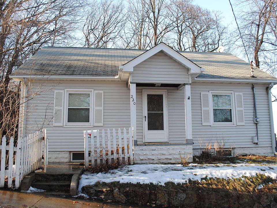 1st image of 220 Bircher Ave