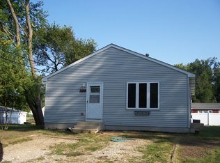 7124 Chippewa Dr, Wonder Lake, IL 60097