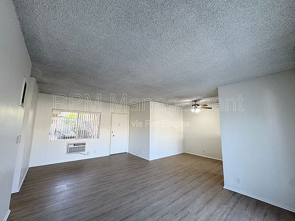 4th image of 4350 Troost Ave APT 12