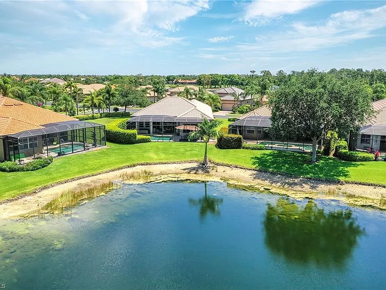 Dogleg Dr — Photo 26