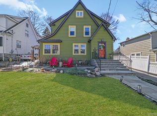 54 Lakeview Avenue, Hartsdale, NY 10530