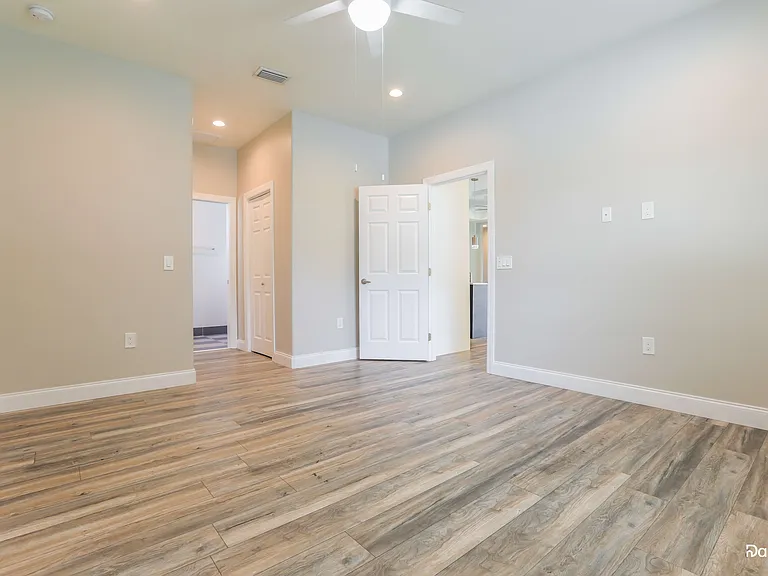 2369 Mistleto Ln — Photo 10