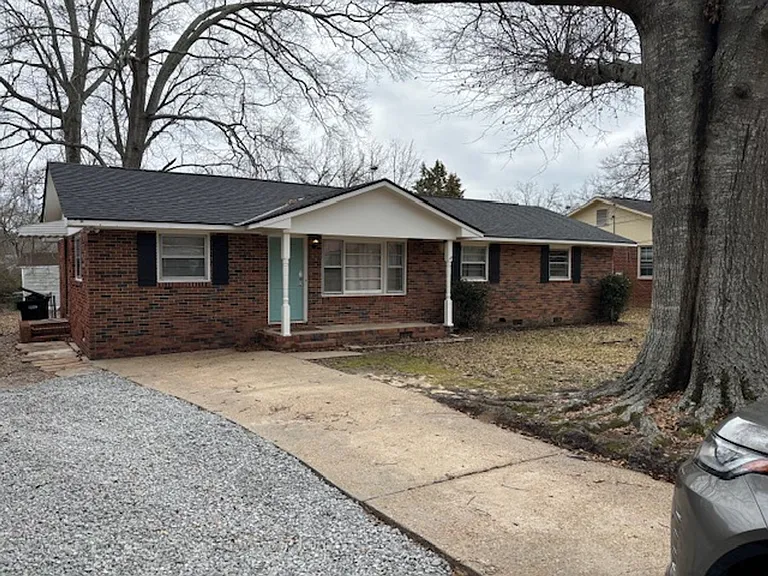3826 Westgate Dr — Photo 1