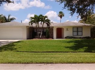 2399 SE Fruit Ave, Port Saint Lucie, FL 34952