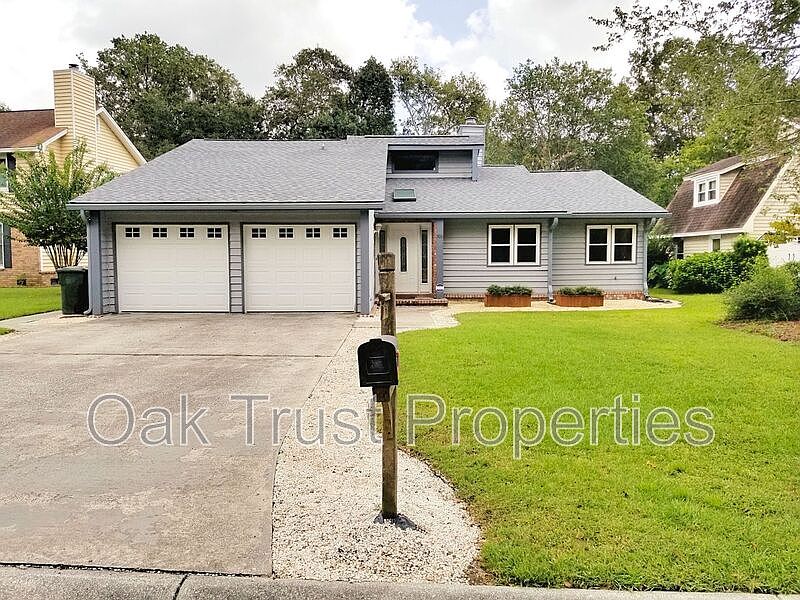 1st image of 303 Christiee Ct