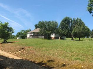 9923 Old Highway 52, Westmoreland, TN 37186
