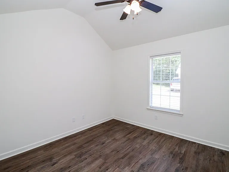 10 County Road 3076 — Photo 14
