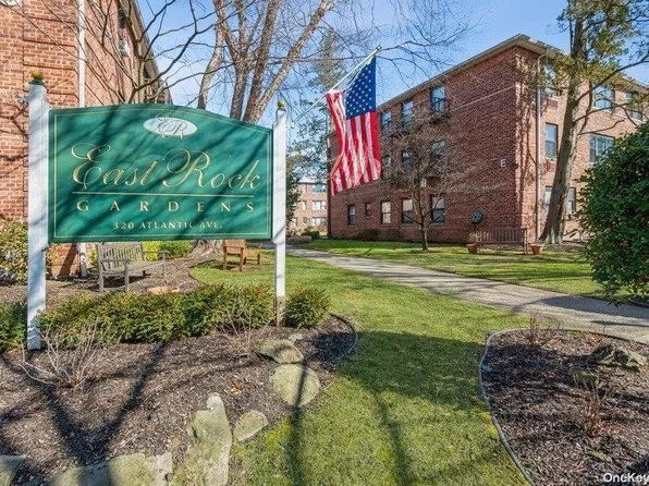 320 Atlantic Avenue #E6, East Rockaway, NY 11518