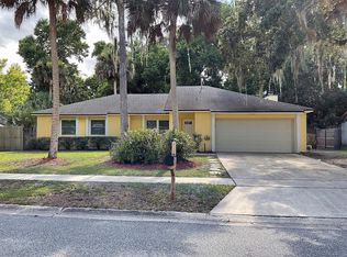 242 Oak Rd, Winter Springs, FL 32708