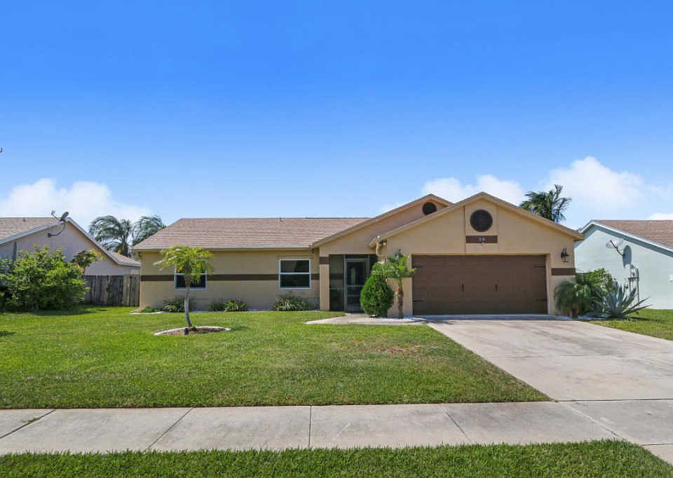 1st image of 38 Cedar Cir