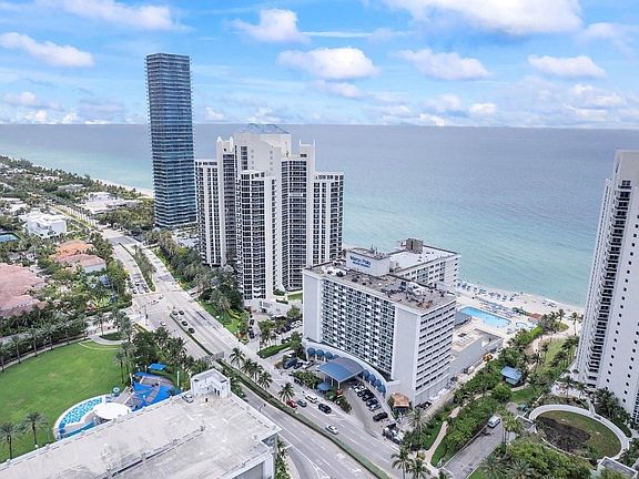 2nd image of 19201 Collins Avenue #848