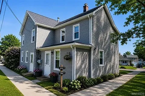 5302 Broadway St — Photo 1