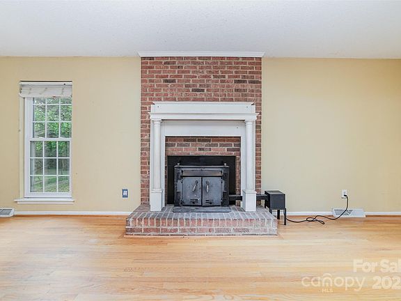4th image of 11539 Gelding Dr