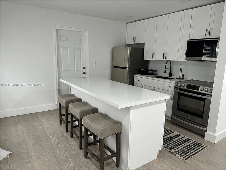 5921 Garfield St #2 — Photo 7