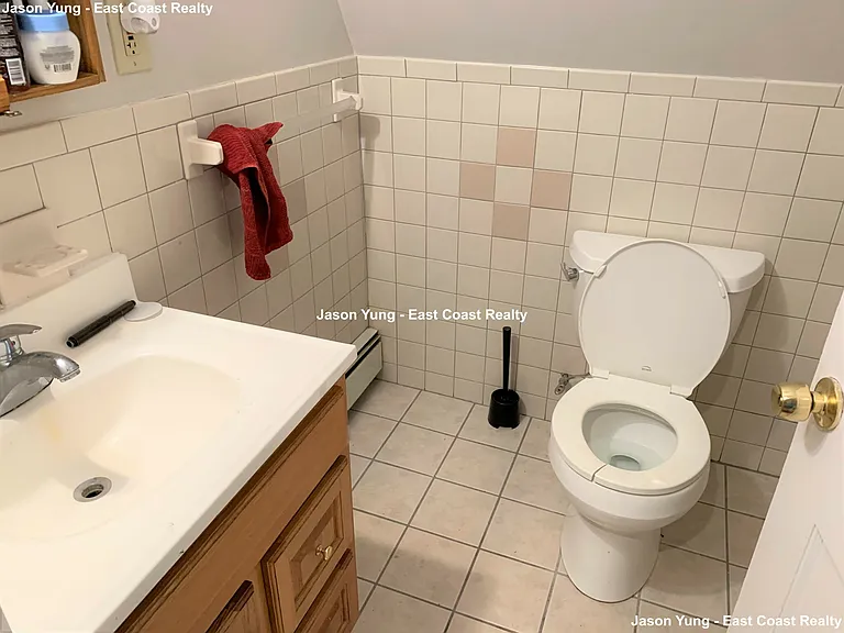 66 Quint Ave #2 — Photo 17
