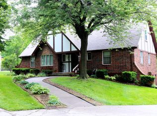 817 Adams Dr, Liberty, MO 64068