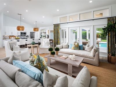 265 Silverado Dr, Naples, FL, 34119