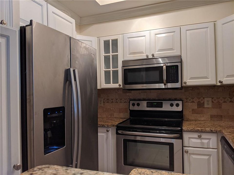 1st image of 795 Hammond Dr APT 2201