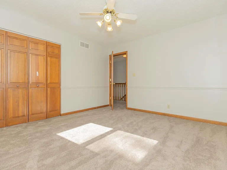2939 Woodside Ct — Photo 18