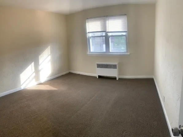 6135 Old York Rd #2, Philadelphia, PA 19141