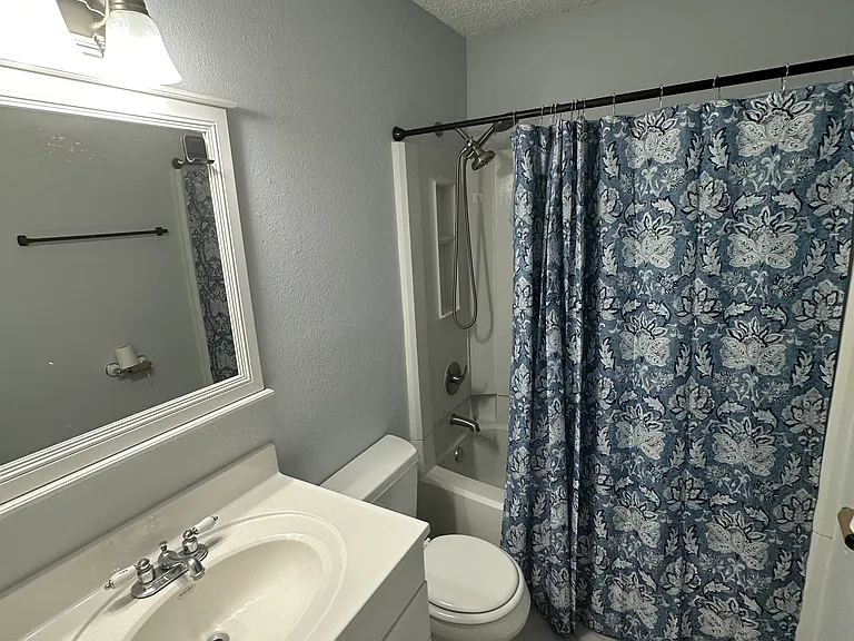 3005 Whisper Oaks Ln #A — Photo 11