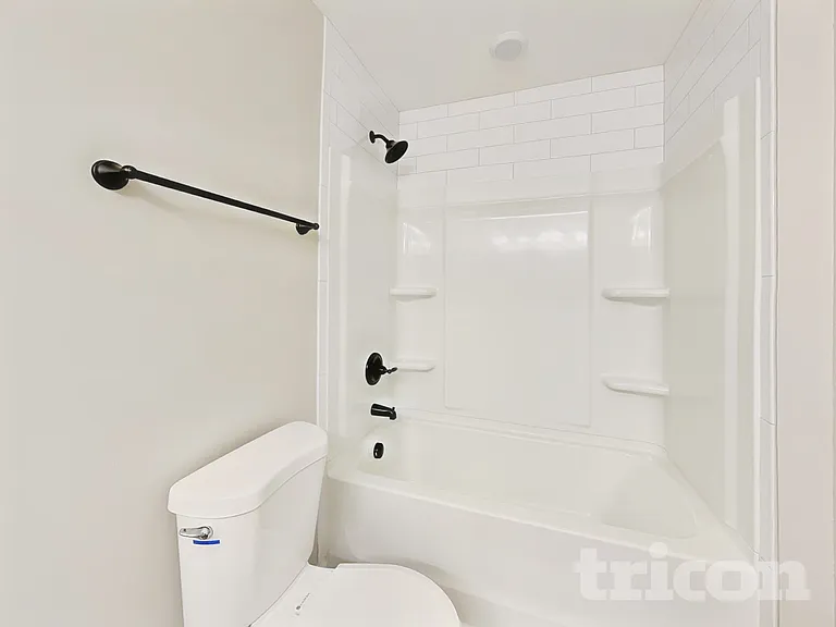 129 Bonnell Dr — Photo 14