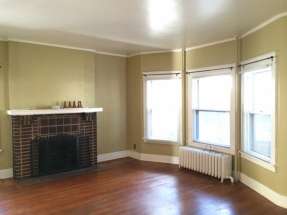 Living room walls now light grey