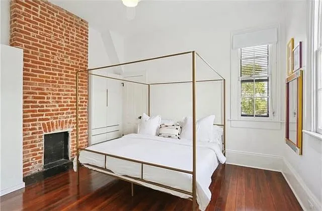 939 Jackson Ave — Photo 10