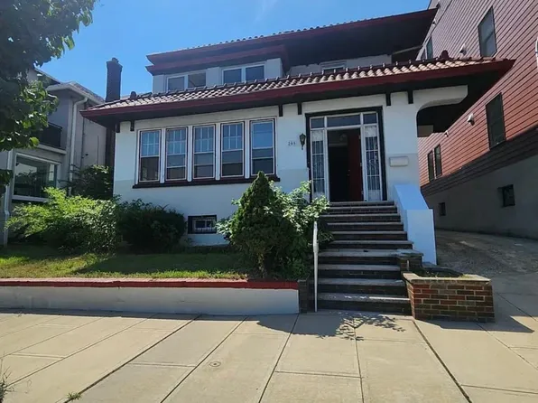 205 Manhattan Ave, Union City, NJ 07087