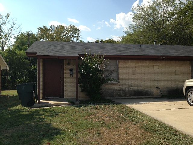 1st image of 1609 N W S Young Dr APT A