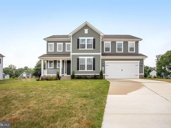 205 Camwood Ct, Fredericksburg, VA 22405