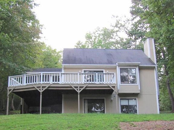 3rd image of 114 Creeden Dr